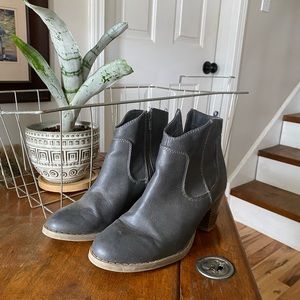 Old Navy women’s boots